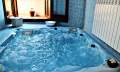 Jacuzzi en zona SPA